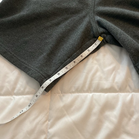 Champion Men's Small Gray Athletic Shorts - Picture 9 of 10